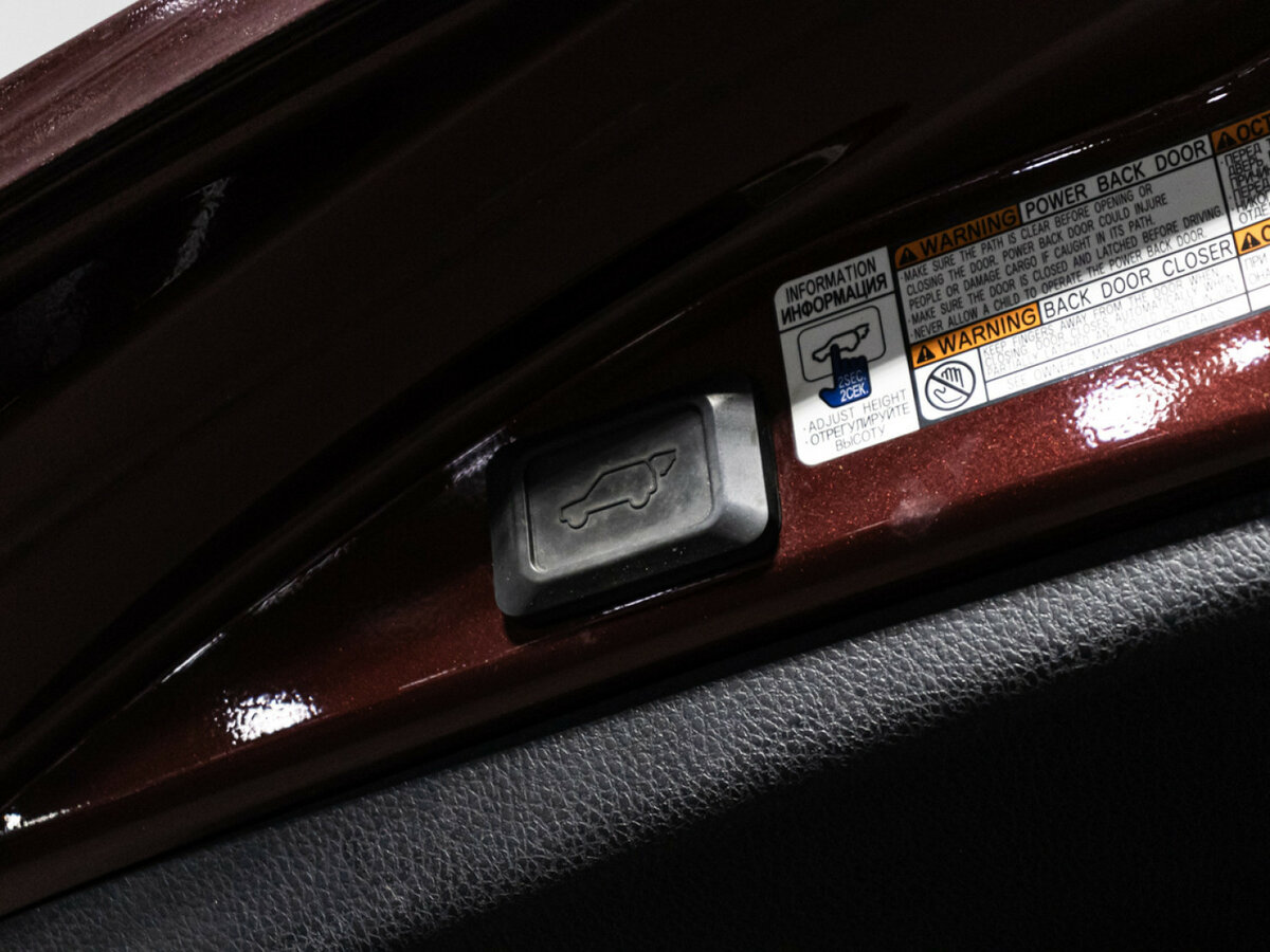 Купить Toyota RAV4 IV (XA40) Рестайлинг, 2016, 127 991 км, фото №17