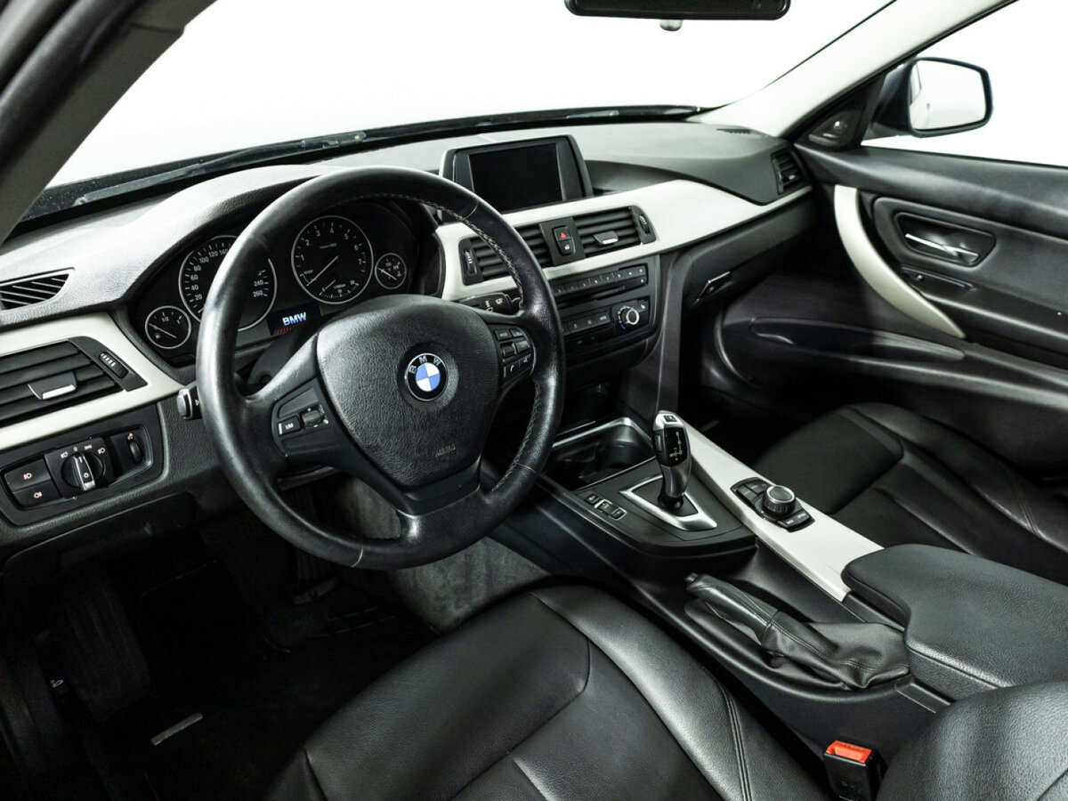 Купить BMW 3 серии 320i VI (F3x), 2015, 189 000 км, фото №11