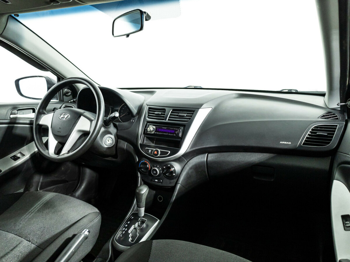 Купить Hyundai Solaris I, 2012, 214 201 км, фото №9