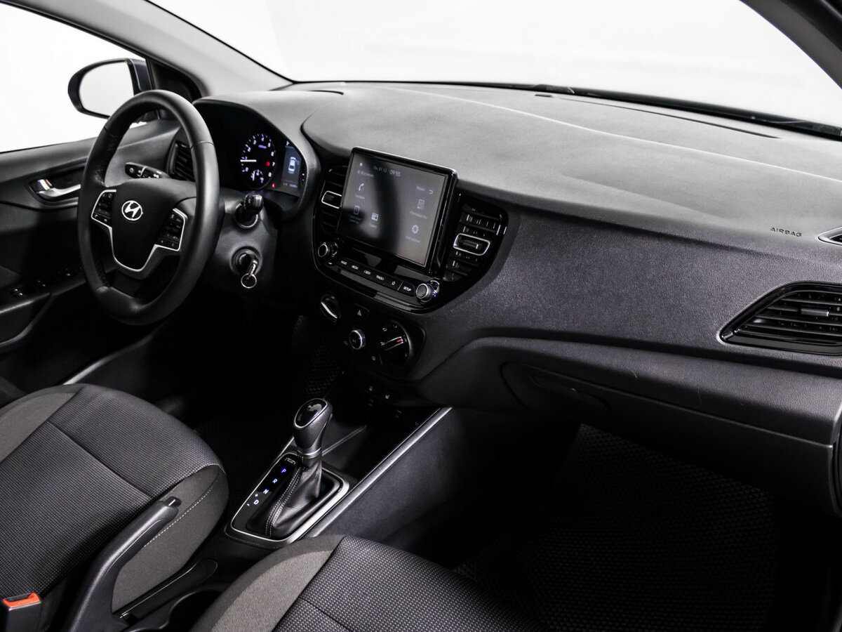 Купить Solaris HS, 2024, 26 266 км, фото №9