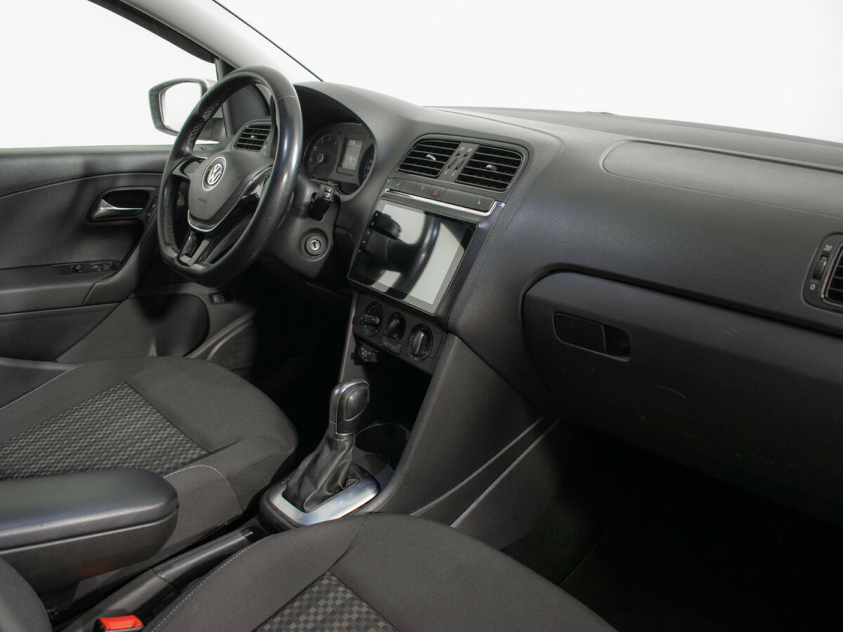 Купить Volkswagen Polo V Рестайлинг, 2016, 215 612 км, фото №9