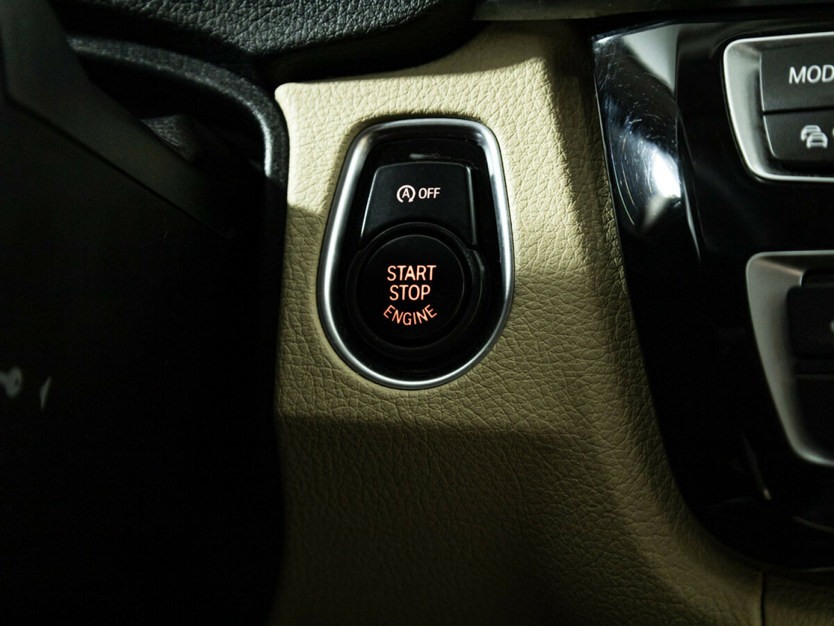 Купить BMW 3 серии 318i VI (F3x) Рестайлинг, 2015, 206 788 км, фото №17